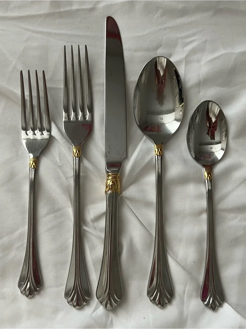 Mikasa Lyons Gold 18/8 Stainless Steel Flatware Set with Crate & Barrel Tray